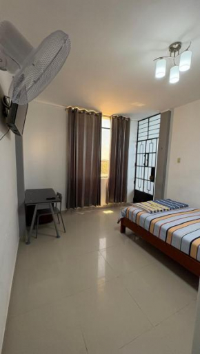 Habitación Privada en Paita Alta